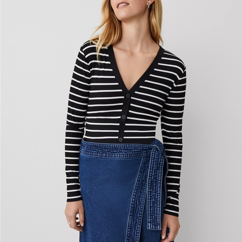 NWOT Ann Taylor weekend lightweight black & white striped cardigan. Sz. L